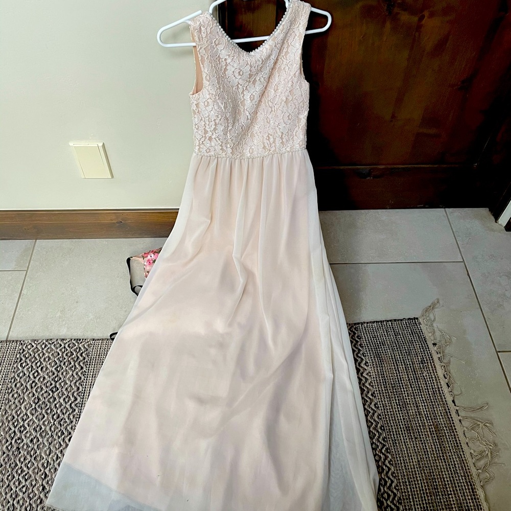 Elegant Pale pink. Dillard’s. Size 1